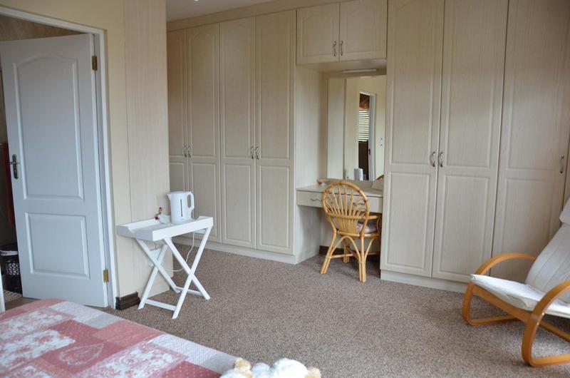 4 Bedroom Property for Sale in Hartenbos Heuwels Western Cape